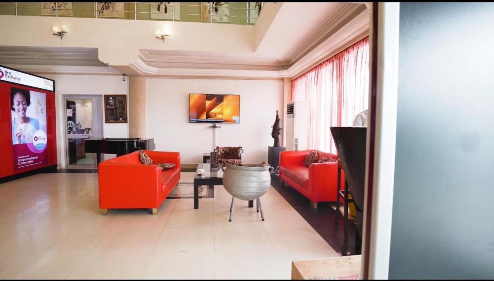 Nobila Airport Hotel Cotonou Exteriér fotografie