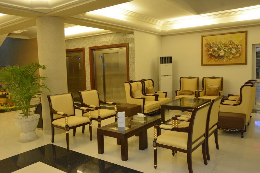 Nobila Airport Hotel Cotonou Exteriér fotografie