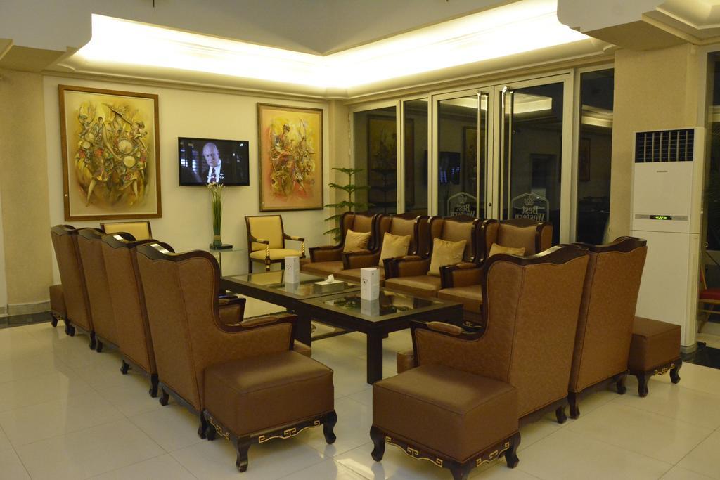 Nobila Airport Hotel Cotonou Exteriér fotografie